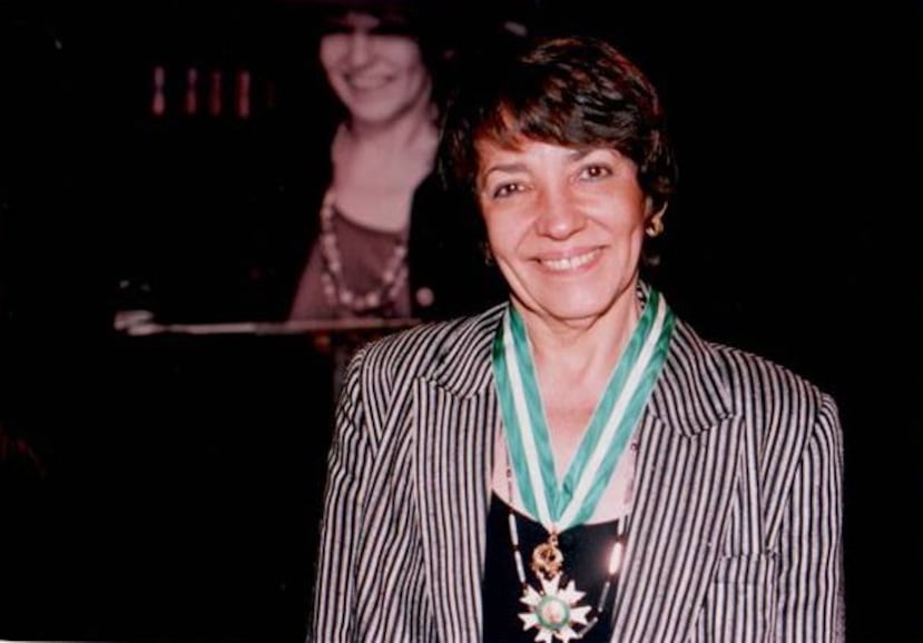 Iris Zavala durante un reconocimiento en el 2010. (Archivo)