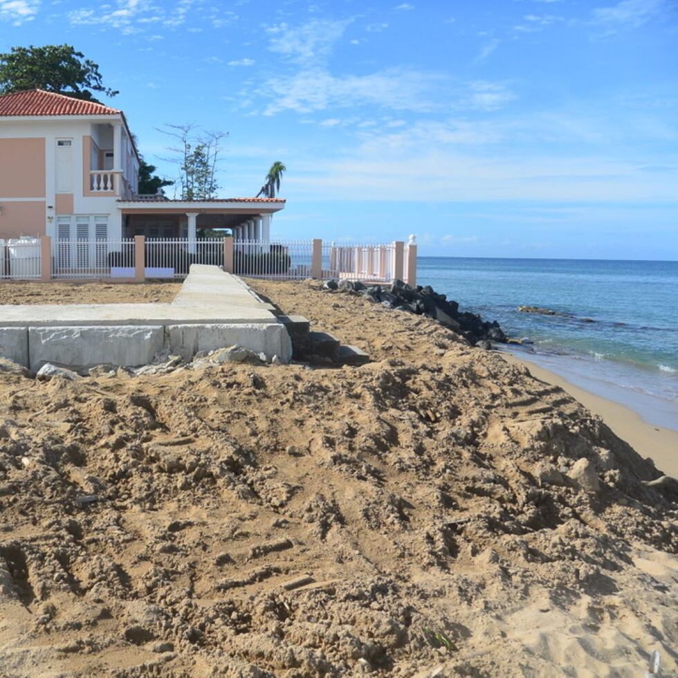 Según los entrevistados, los proyectos de construcción que más abundan en las costas de Puerto Rico son verjas, piscinas y muros.