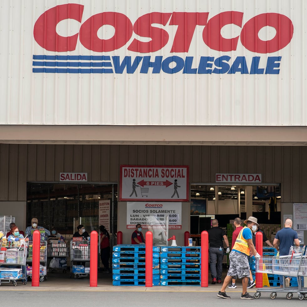 Desde este lunes, los almacenes Costco abrirán a partir de las 10:00 a.m., tras la eliminación del horario preferencial para personas vulnerables al COVID-19.