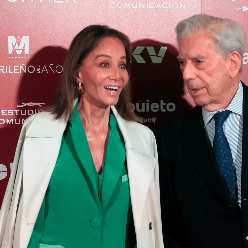 Mario Vargas Llosa e Isabel Preysler, fotografiados en Madrid en octubre pasado.