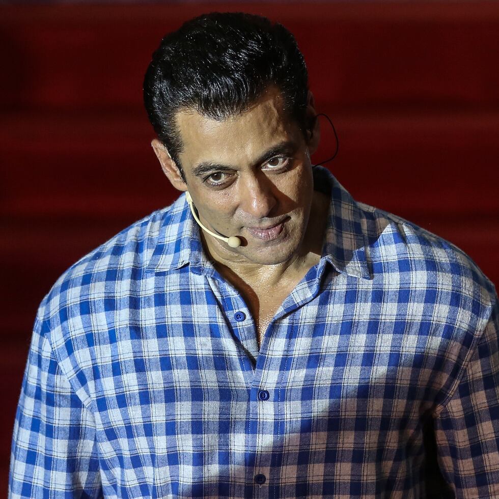 Salman Khan, interpreta en la película “Antim” el papel de un policía de la minoría sij, que se enfrenta a un gánster en la ciudad de Pune, en el suroeste de la India.