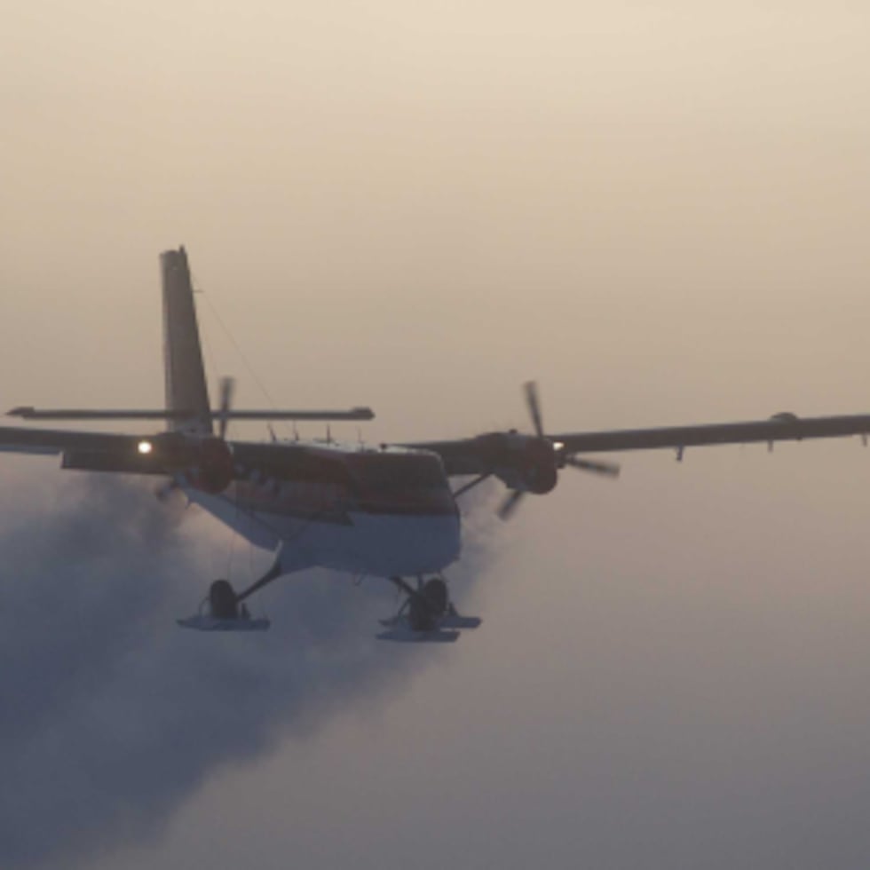 La Junta Nacional de Seguridad en el Transporte identificó la aeronave como un avión Pilatus PC-12. Los registros de la Administración Federal de Aviación muestran que se fabricó en 2002. (Archivo)