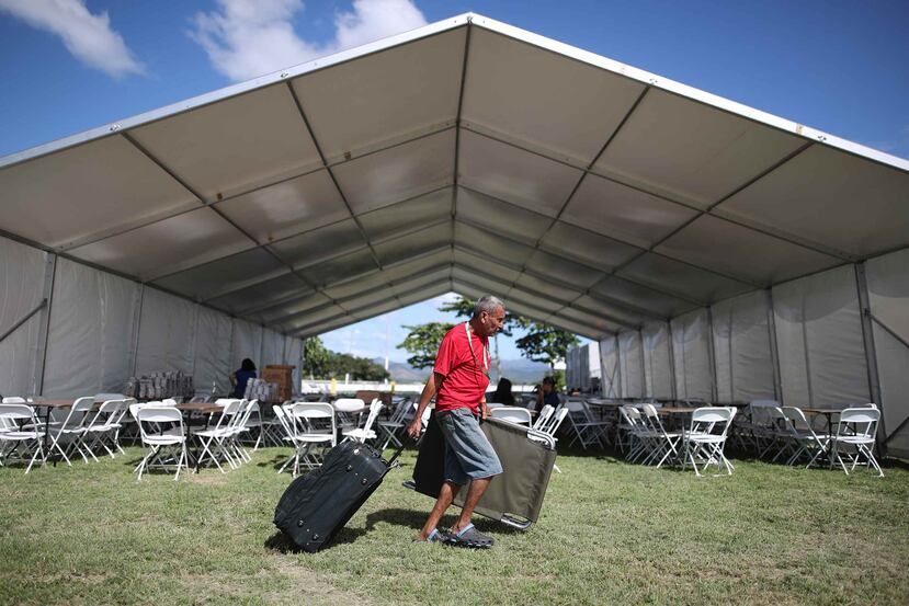 El campamento base en Guánica puede albergar a 1,500 personas.