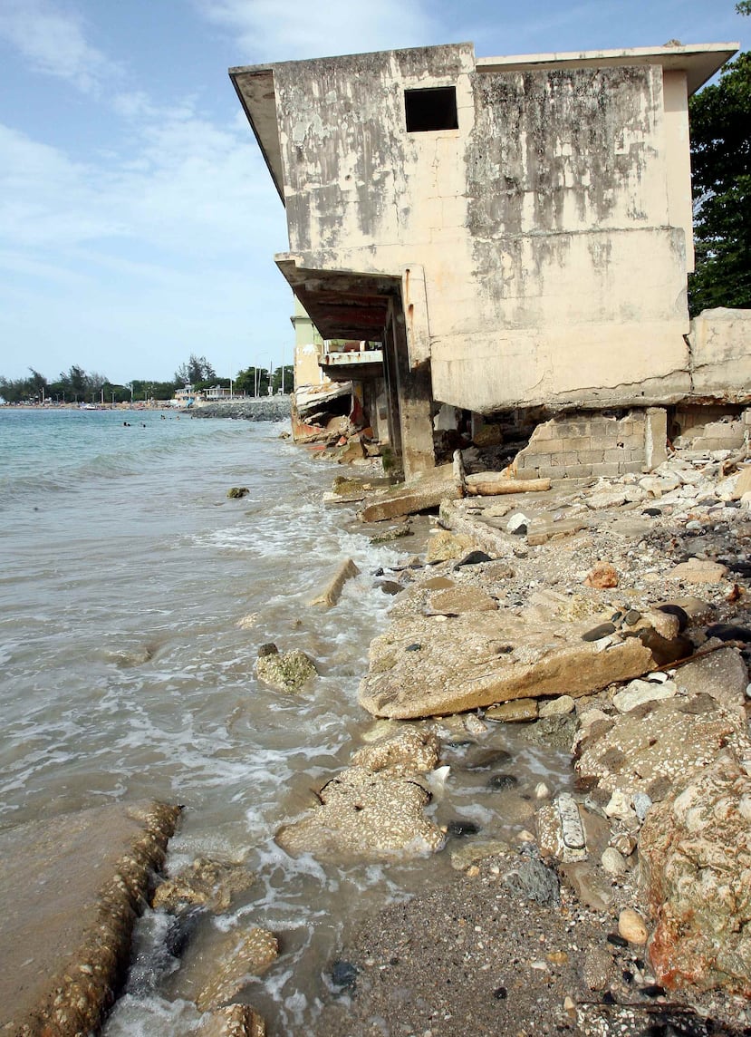 En la imagen, erosión costera en la Playa de Vega Baja. (GFR Media)