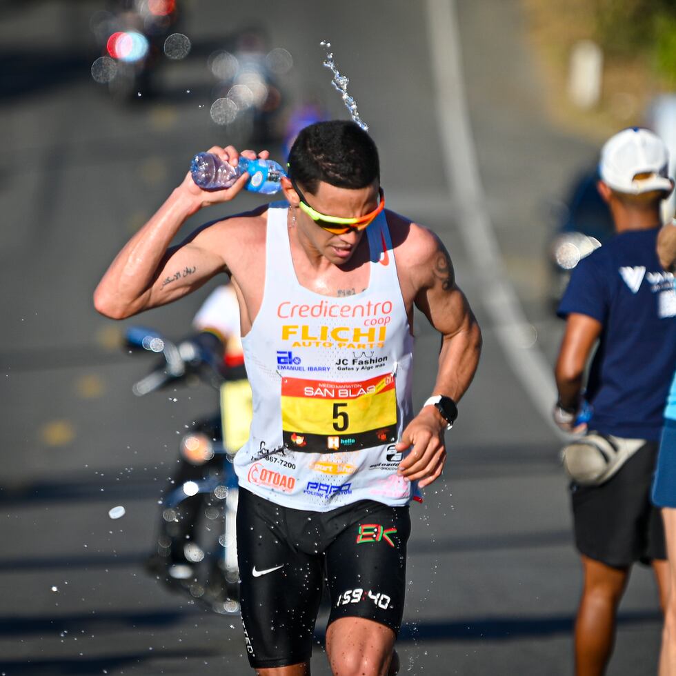 Alexander Torres durante su participación el domingo en el Medio Maratón San Blas.