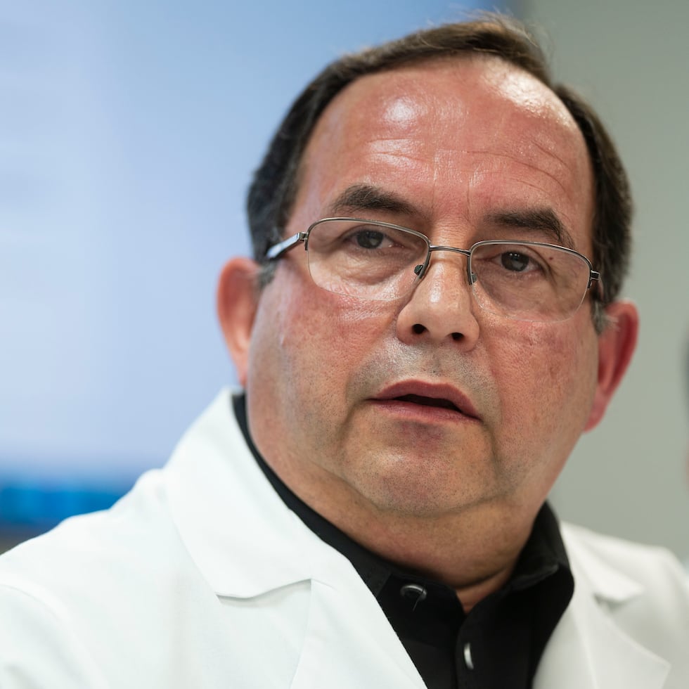 El doctor Carlos Díaz Vélez, presidente del Colegio de Médicos Cirujanos, advirtió que la salud y vida de miles de personas se afecta cada vez que surge un apagón en la isla.