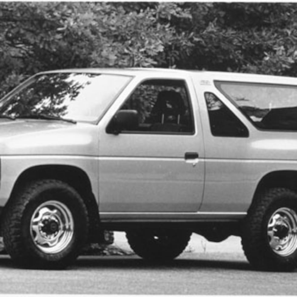 La Nissan Pathfinder fue lanzada por primera vez en 1986 con una gran capacidad todoterreno, pero también para su uso regular.