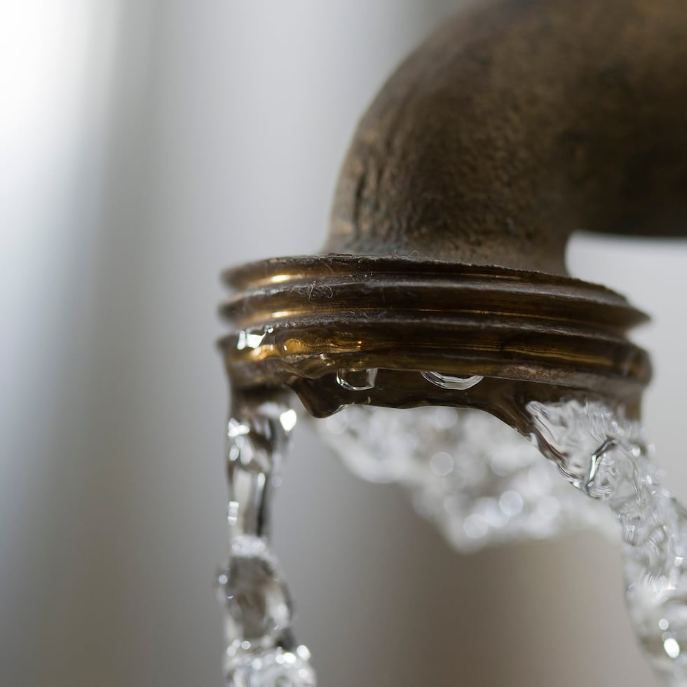 Algunos partes del pueblo no tendrán agua y otras tendrán bajas presiones del líquido.