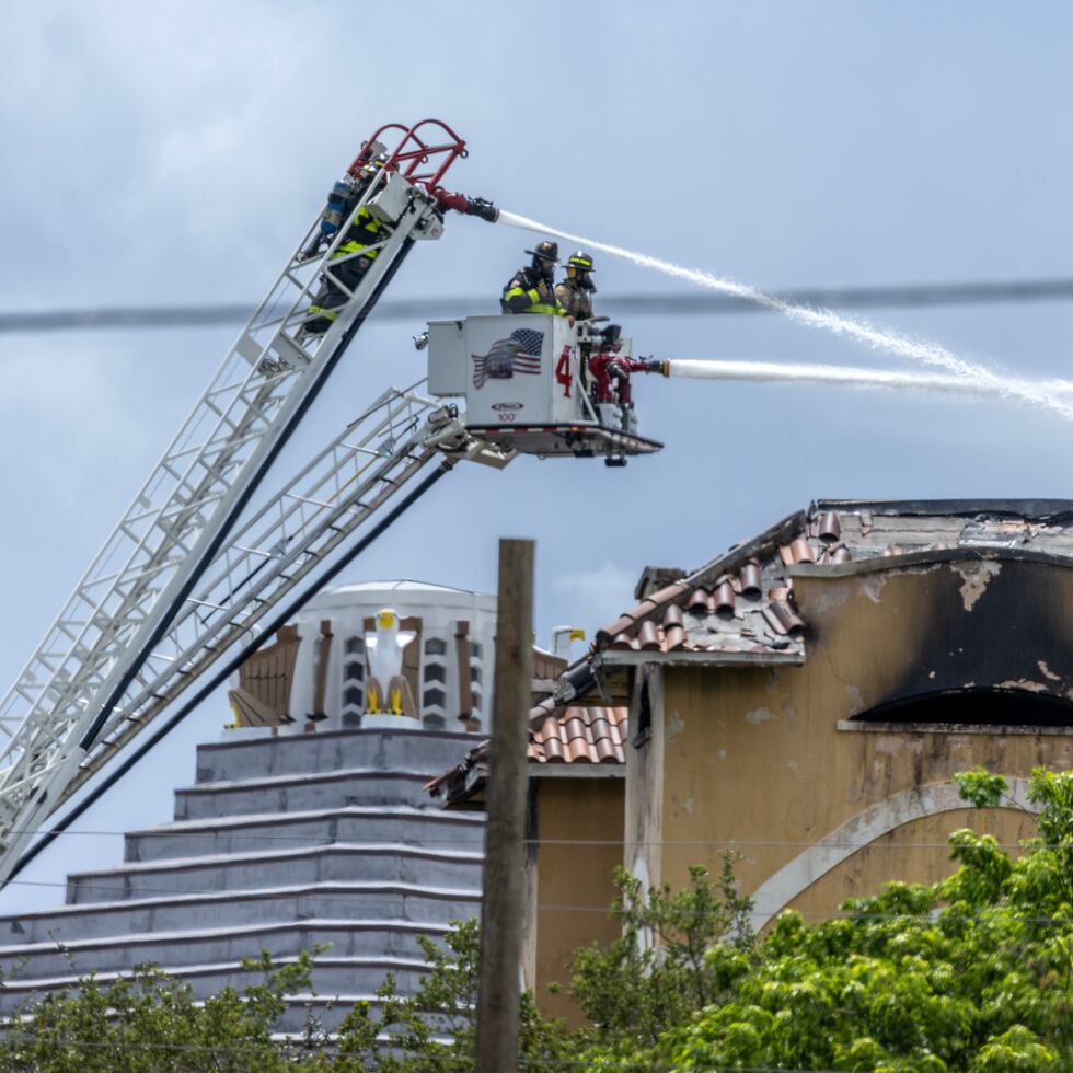 Identifican al sospechoso de disparar a empleado y causar incendio en edificio de Miami