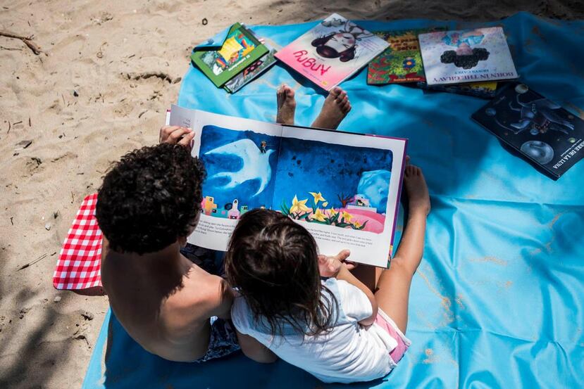 Con la “Lotebiblio”, la cuentacuentos  desea ponerle un libro en las manos a cada niño, y que asocien la lectura con espacios de diversión, de esparcimiento, de libertad.