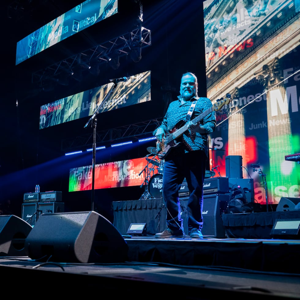 La agrupación puertorriqueña Fiel a la Vega celebra sus 25 años en la música con un concierto en el Coliseo de Puerto Rico. (Foto: Alejandro Granadillo)