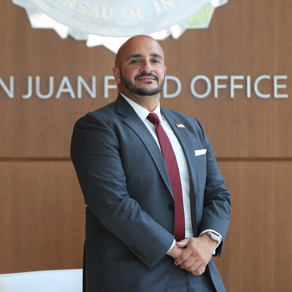 Joseph González recibió a El Nuevo Día en su oficina para hablar de su primer año a cargo de la oficina del FBI en Puerto Rico.