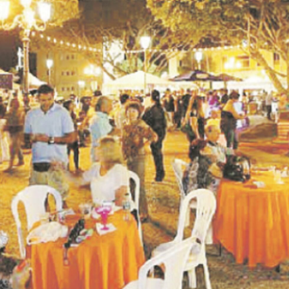 Esta noche se realizará en la plaza pública de Dorado, la Noche en el Paraíso. (Archivo)