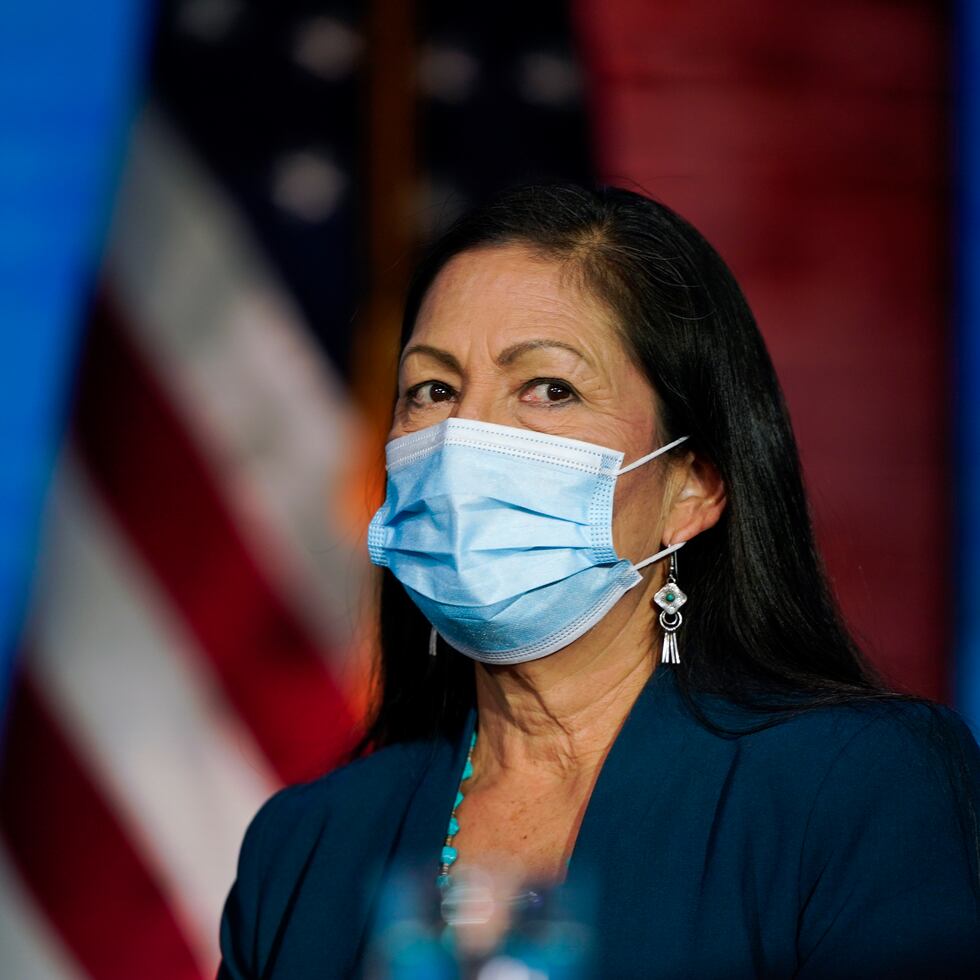 La secretaria del Departamento del Interior de Estados Unidos (DOI, en inglés), Deb Haaland.