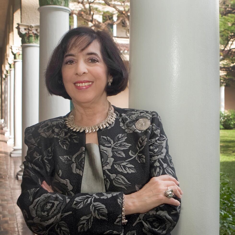 Luce LÛpez Baralt, profesora distinguida de la Universidad de Puerto Rico