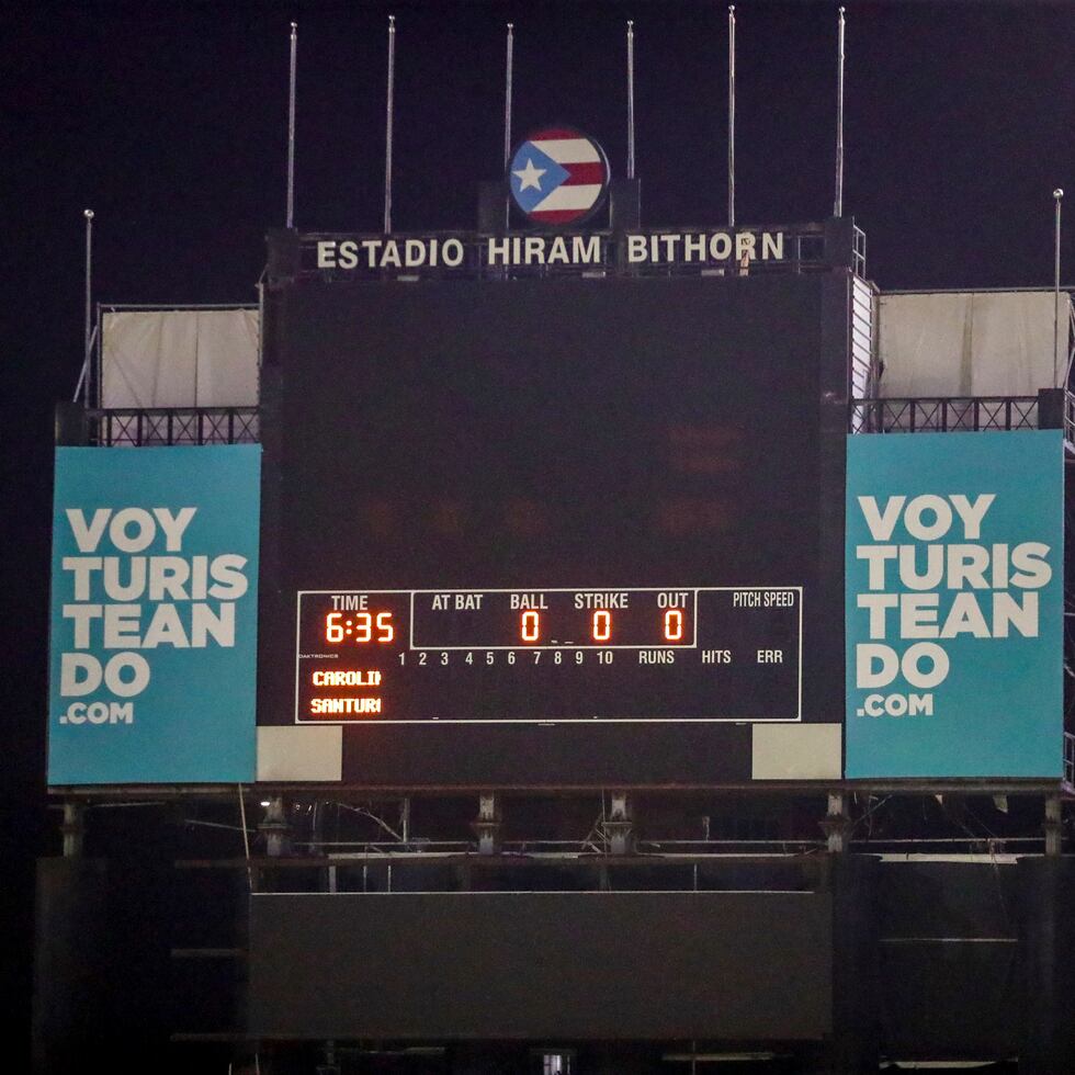 La gerencia de los Cangrejeros de Santurce denuncia las condiciones en que se encuentra la pizarra del Estadio Hiram Bithorn.