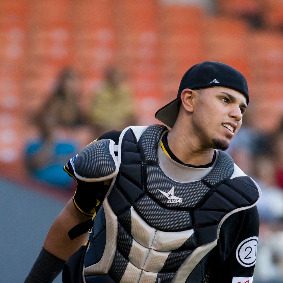 Gianpaul González -con uniforme de los Gigantes de Carolina-  debutará en las próximas horas con los Indians de Cleveland.