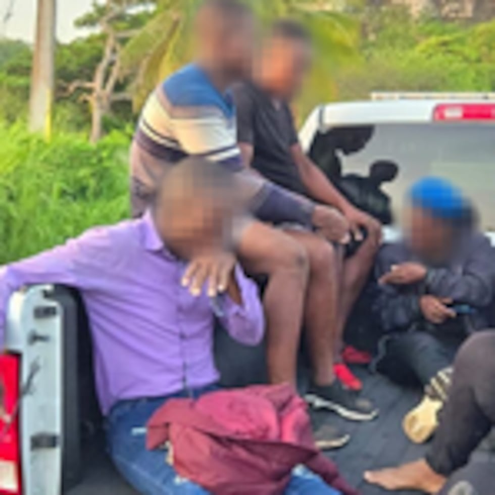 Encuentran una mujer muerta entre grupo de 34 inmigrantes que intentaron entrar por la costa de Isabela
