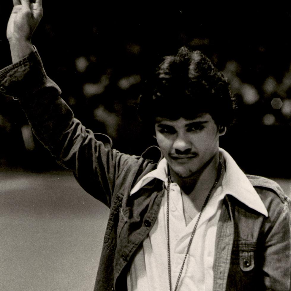 Orlando Maldonado with his bronze medal around his neck after the 1976 Montreal Games.