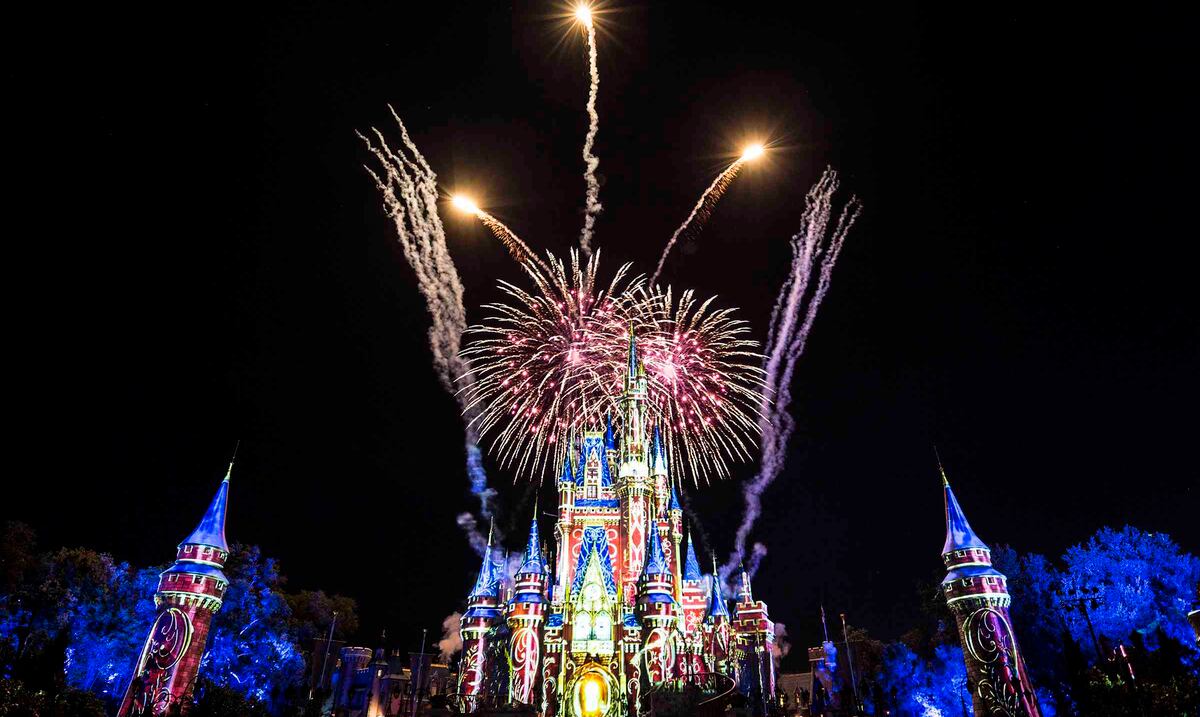 Impresionante el nuevo show nocturno de Magic Kingdom, en Disney El