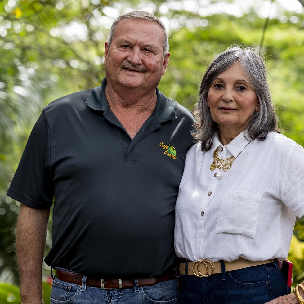 Luis Alcover y su esposa Vilma Rodríguez Rivera, moldearon el sueño familiar en 1989.