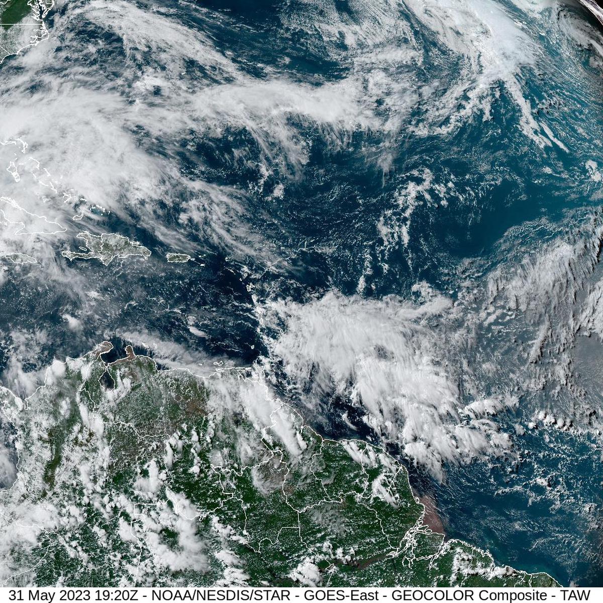 NOAA advierte que temporada de huracanes en el Atlántico de este 2023 será  por encima de lo normal - El Diario NY