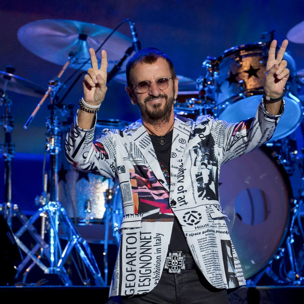 El baterista de The Beatles, Ringo Starr, asegura que aunque no puede exigir que haya paz y amor, al menos puede expresarlo.