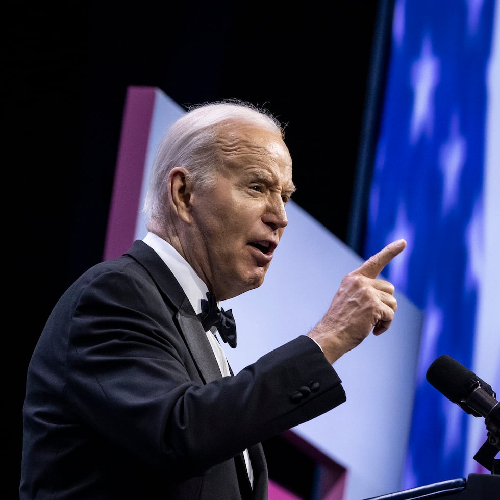 El presidente Joe Biden busca frenar las fisuras internas respecto a su candidatura a la reelección.