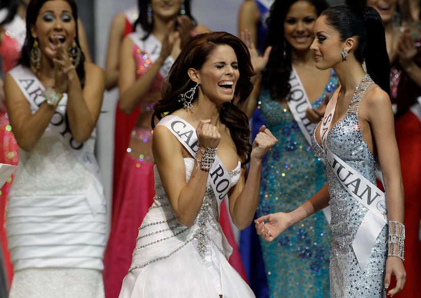 En 2009, resultó primera finalista en Miss Universe Puerto Rico. 