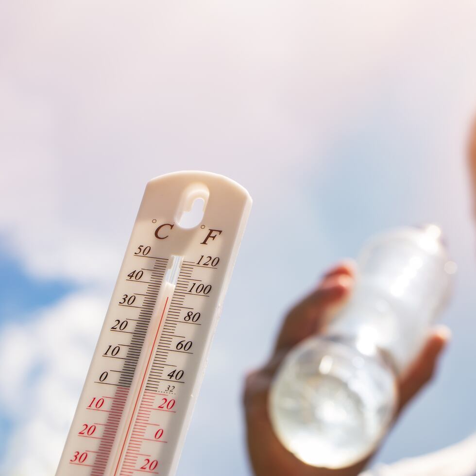 El calor extremo puede afectar la salud de cualquiera, pero especialmente la de pacientes de ciertas condiciones que están bajo tratamiento farmacológico.