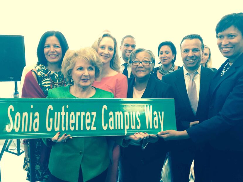 Sonia Gutiérrez es la primera persona hispana a la que se le destaca otorgándole su nombre a una calle de la capital estadounidense. (Suministrada)
