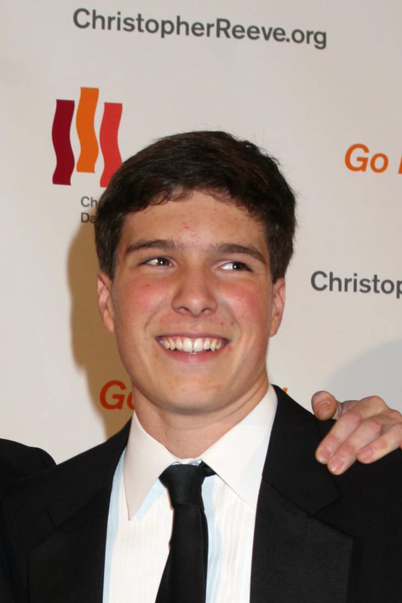 William Reeve, hijo del fenecido Christopher Reeve, es un periodista y presentador de televisión.