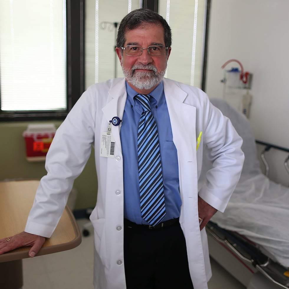 Fernando Cabanillas cita estudios recientes sobre el cáncer de pulmón y alude a avances en tratamientos para ciertos pacientes con ese diagnóstico.