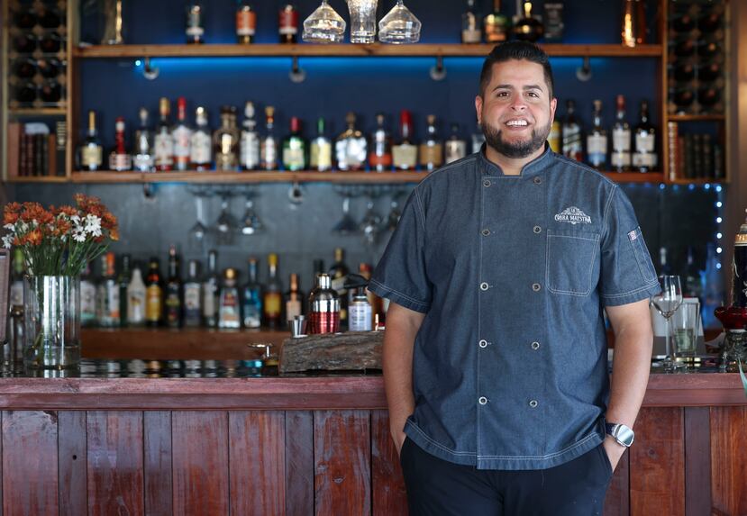 El chef José Omar Sánchez es el propietario del restaurante La Obra Maestra en Ponce. 

