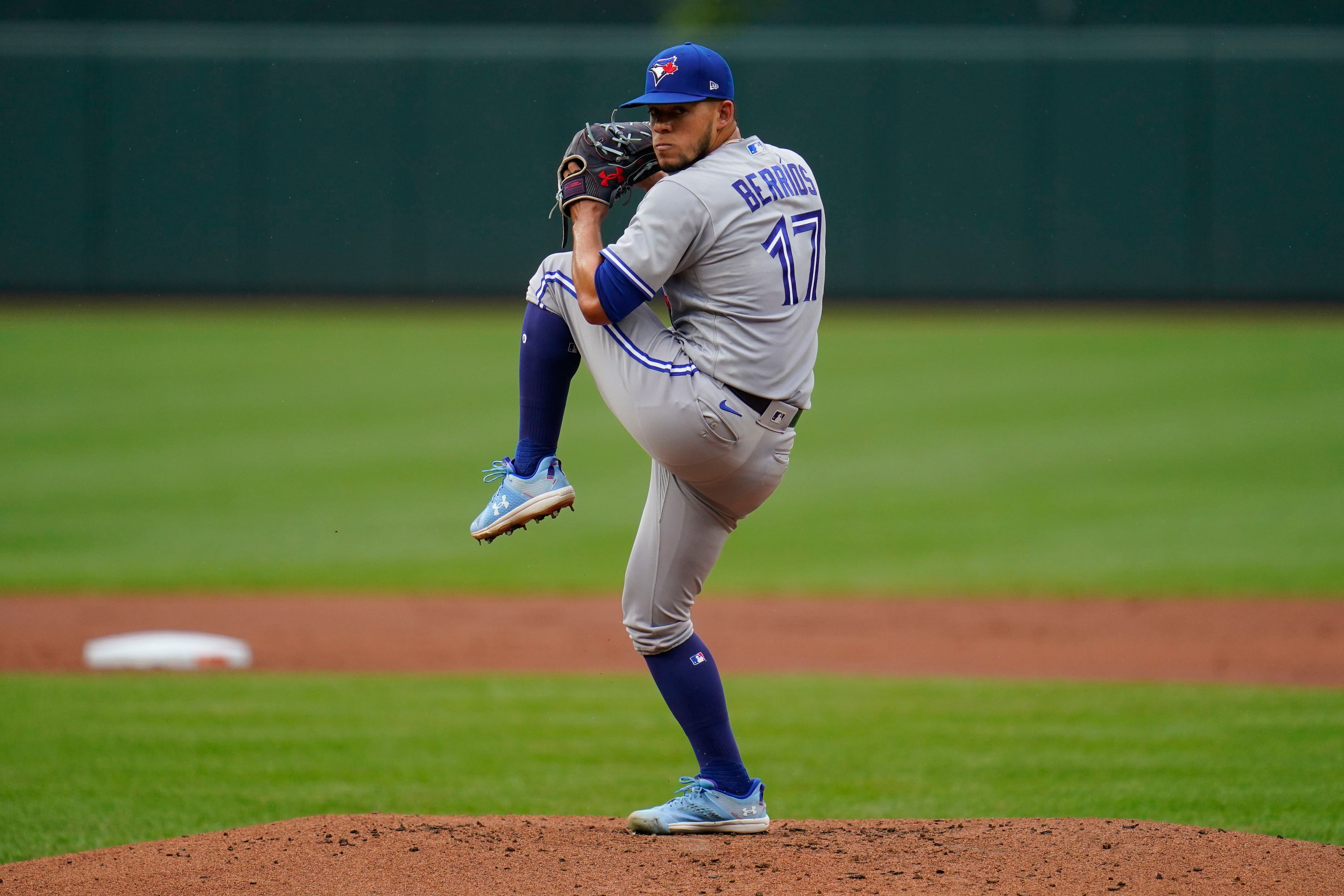 Kike Hernández conecta un jonrón de dos carreras y los Red Sox de